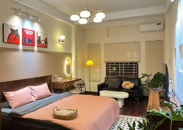 Kathome Saigon - Homestay Free Netflix, Near Bui Vien Walking Street